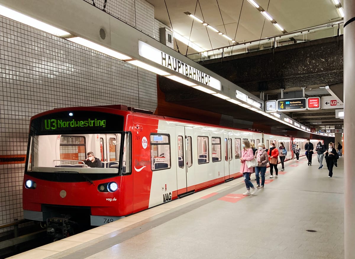 Presentation - Different types of Rail Systems